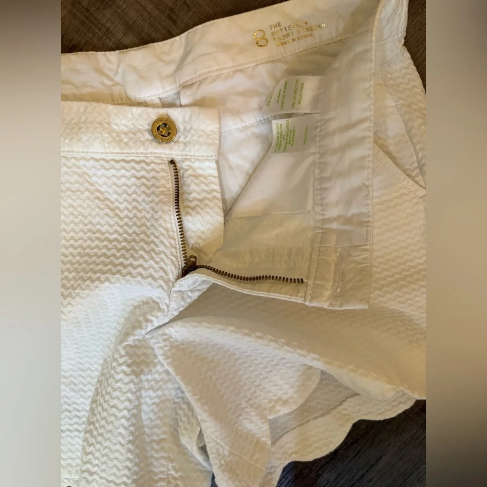 Lilly Pulitzer White  Buttercup Scalloped High Waist Shorts Size 8 - Picture 14 of 14